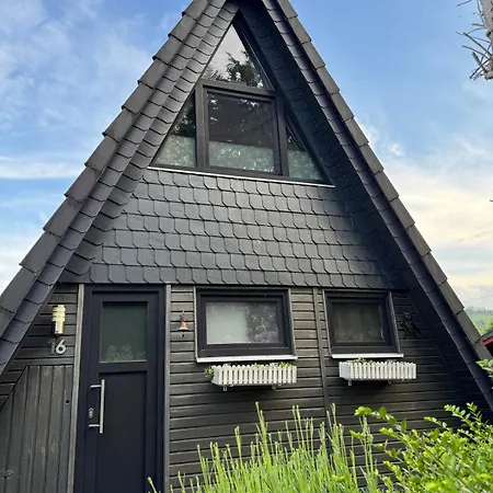 Sauerland Schwalbenhaus In Frenkhausen *