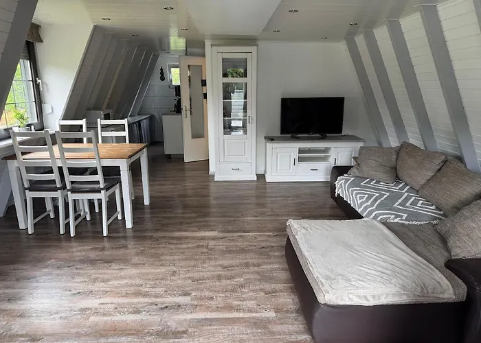 度假居 Sauerland Schwalbenhaus In Frenkhausen 梅舍德